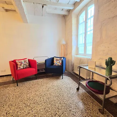La Maison Des Artistes